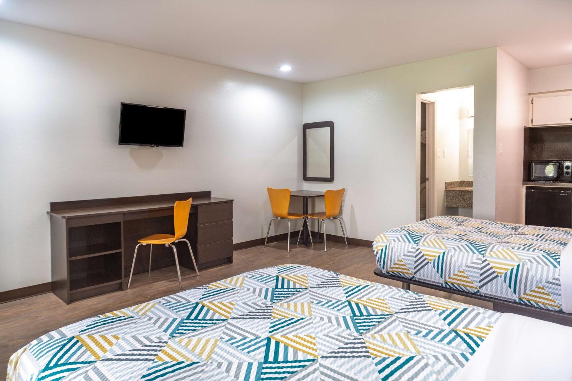 6-livingston, Tx Hotel 2*