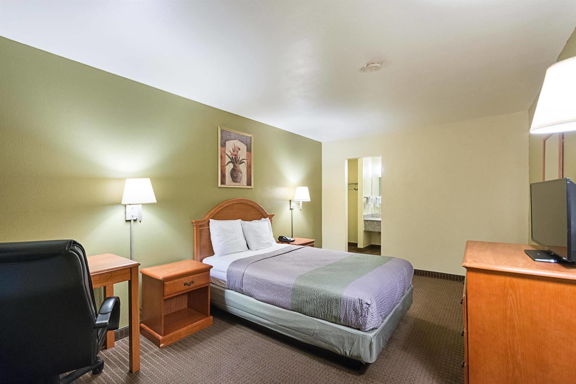 Hotel 6-livingston, Tx 2*